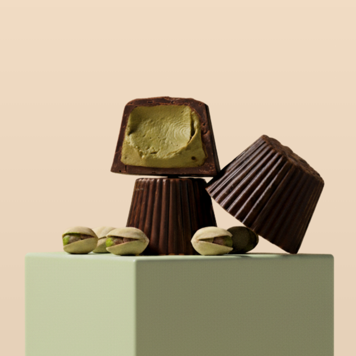 P2 Bombons de chocolate 70% cacau recheados com pistachio (80g)